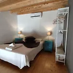 Old Town Cosy Typical House Apartman *