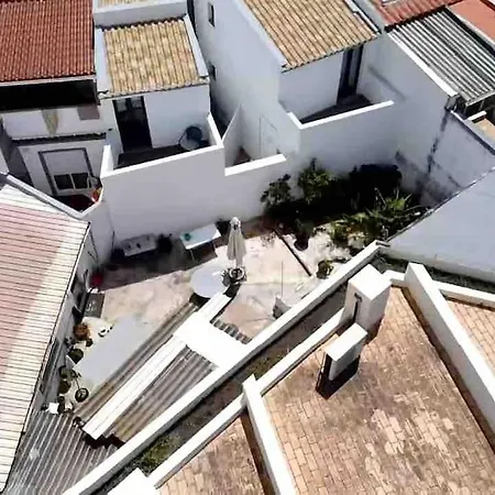 Old Town Cosy Typical House 公寓